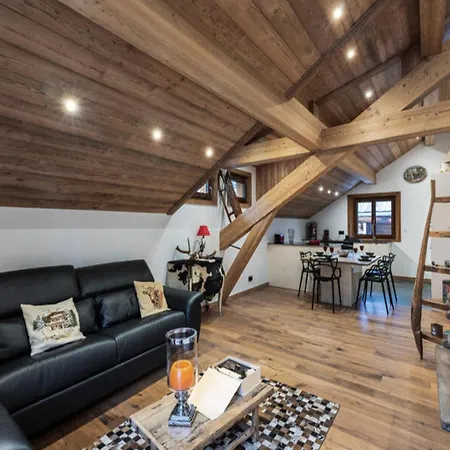 Claire De Lune 2 Apartment *