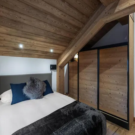 Claire De Lune 2 Apartment